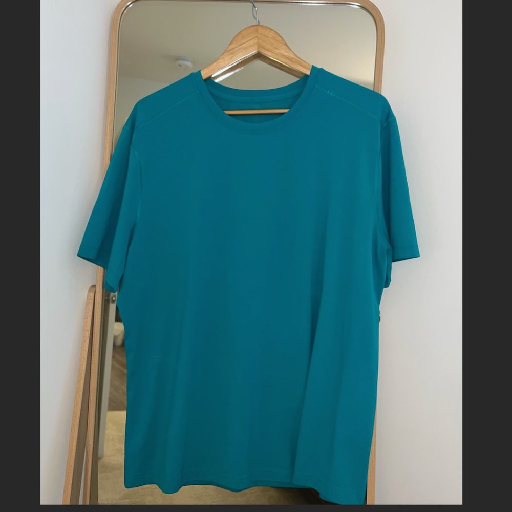 lululemon Fundamental T-Shirt XL in Sea Green